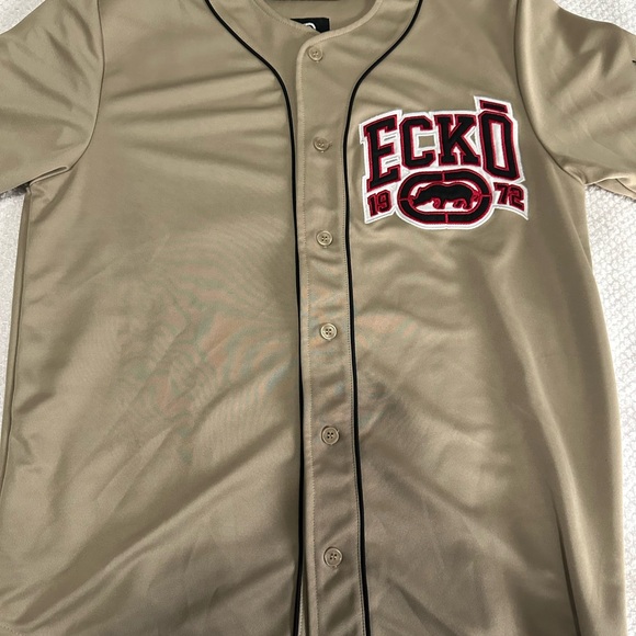 Ecko Unlimited Other - Ecko Unlimited Tan Button-Up with Red Accents